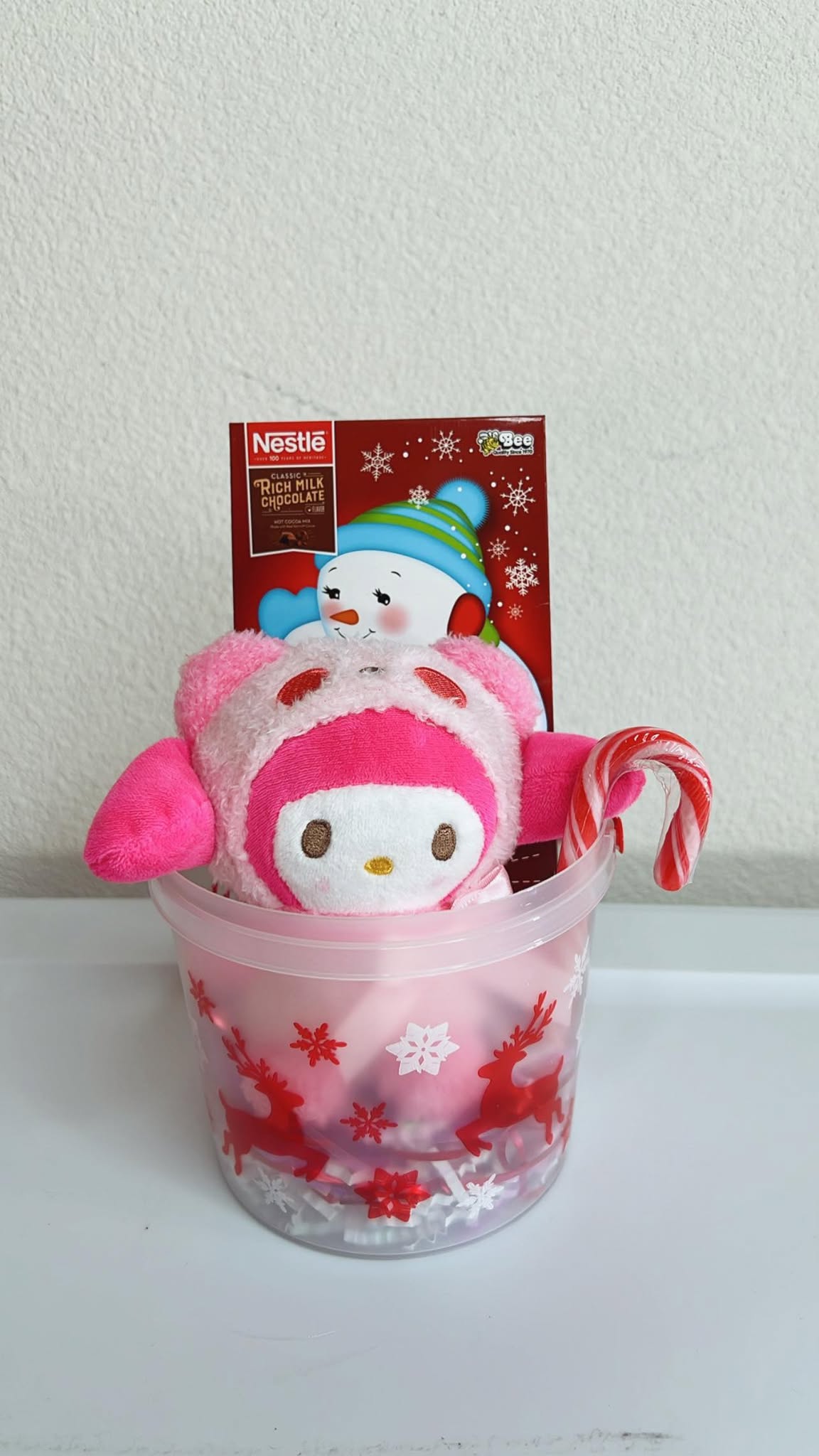 CHRISTMAS: Sanrio Plushie Bundle