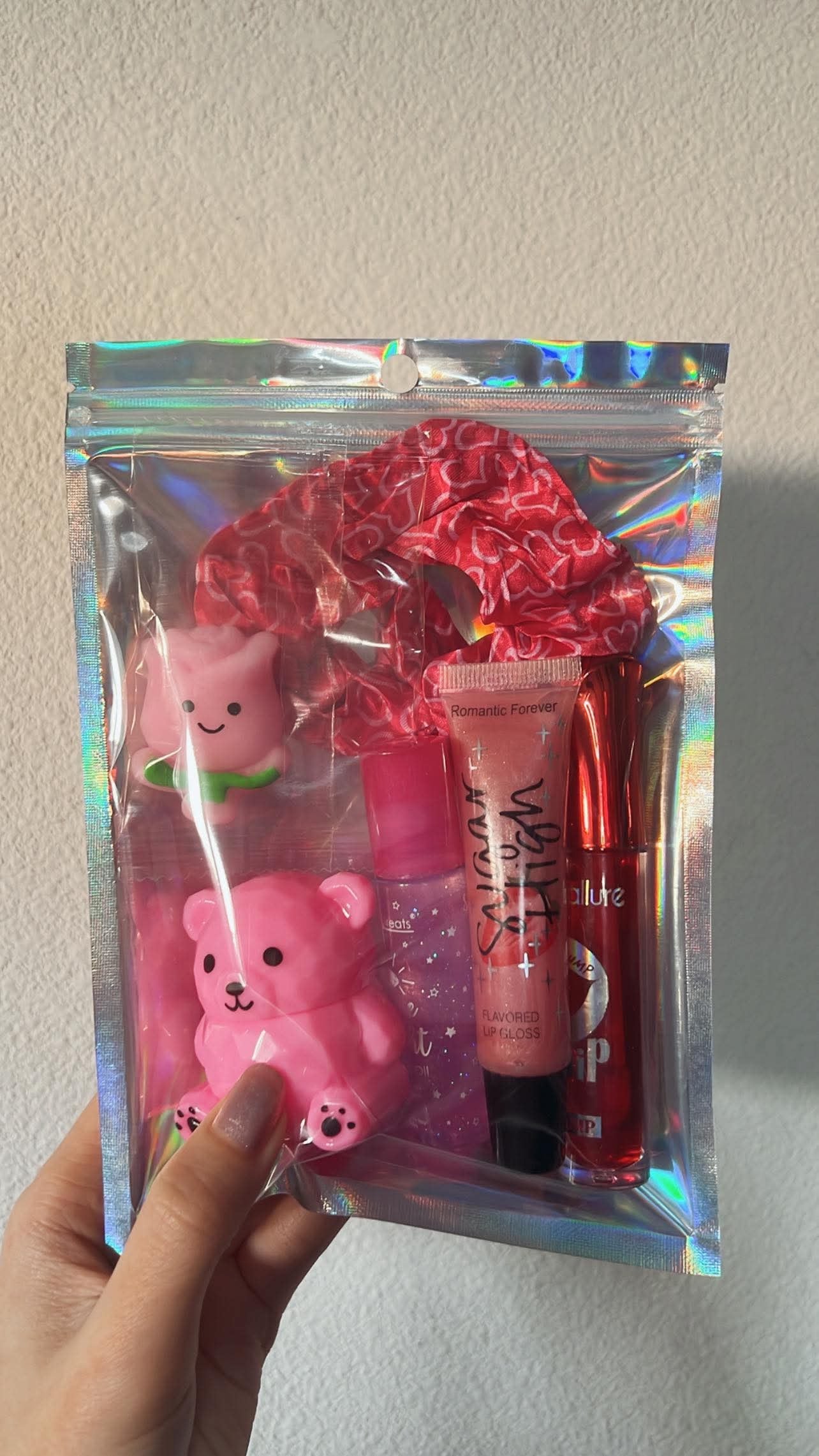 VALENTINES: LIPPY GOODIE BAG